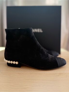 CHANEL Black Suede Pearl Heel Ankle Boots